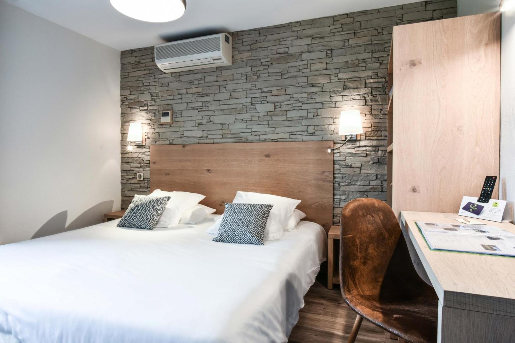 Logis Auberge Du Relais - Hotel & Restaurant Berenx ภายนอก รูปภาพ