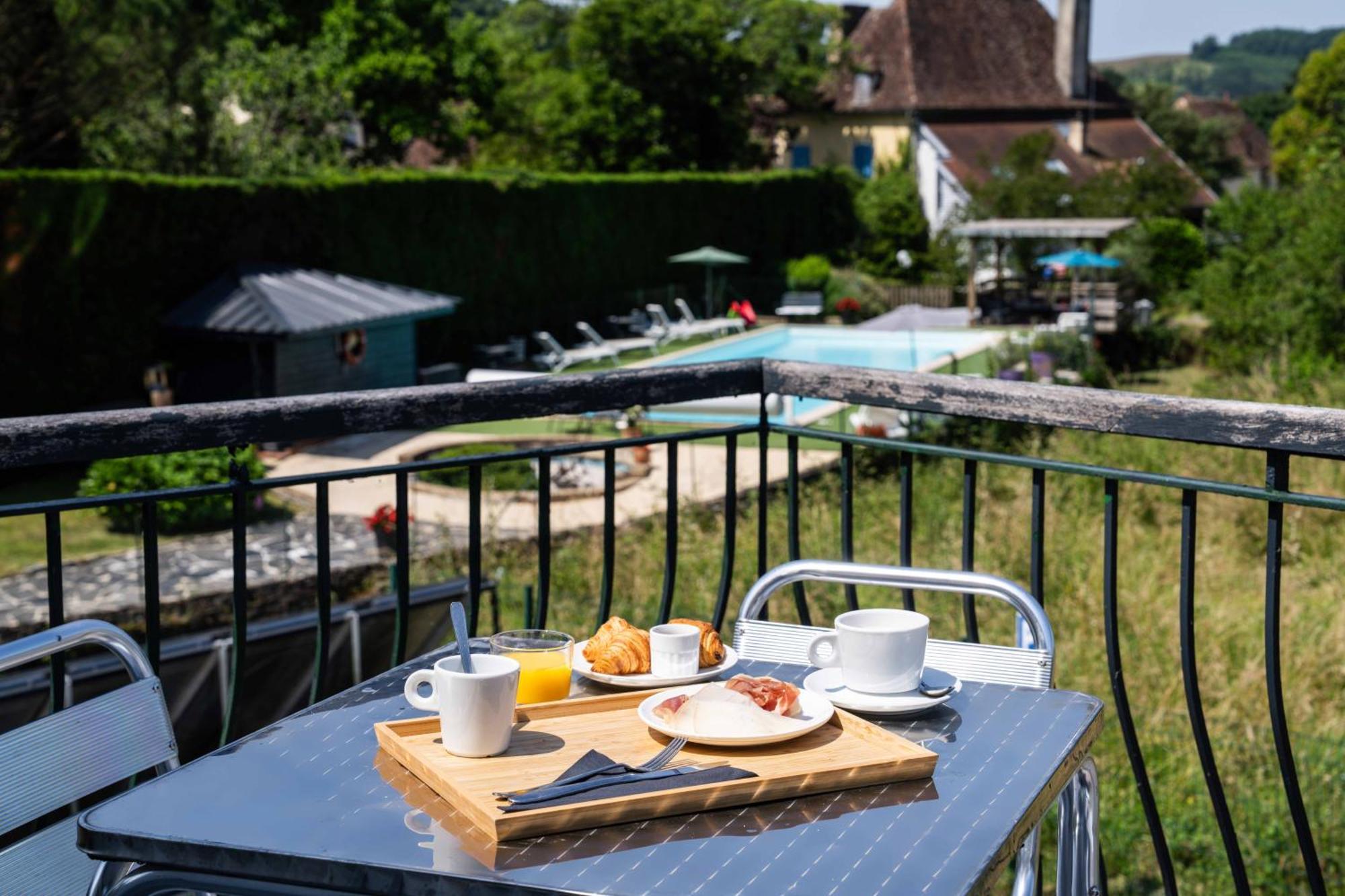 Logis Auberge Du Relais - Hotel & Restaurant Berenx ภายนอก รูปภาพ