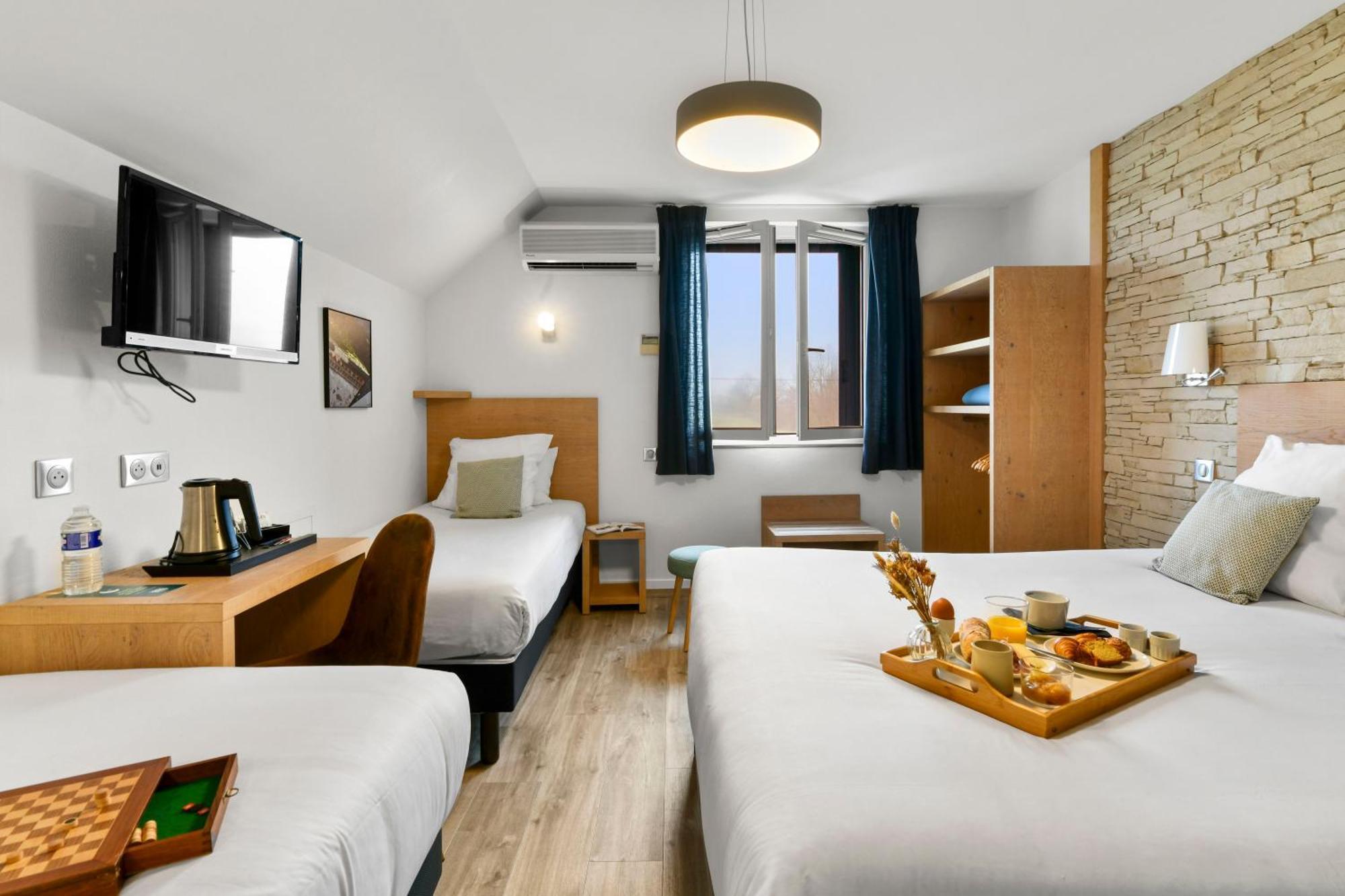 Logis Auberge Du Relais - Hotel & Restaurant Berenx ภายนอก รูปภาพ