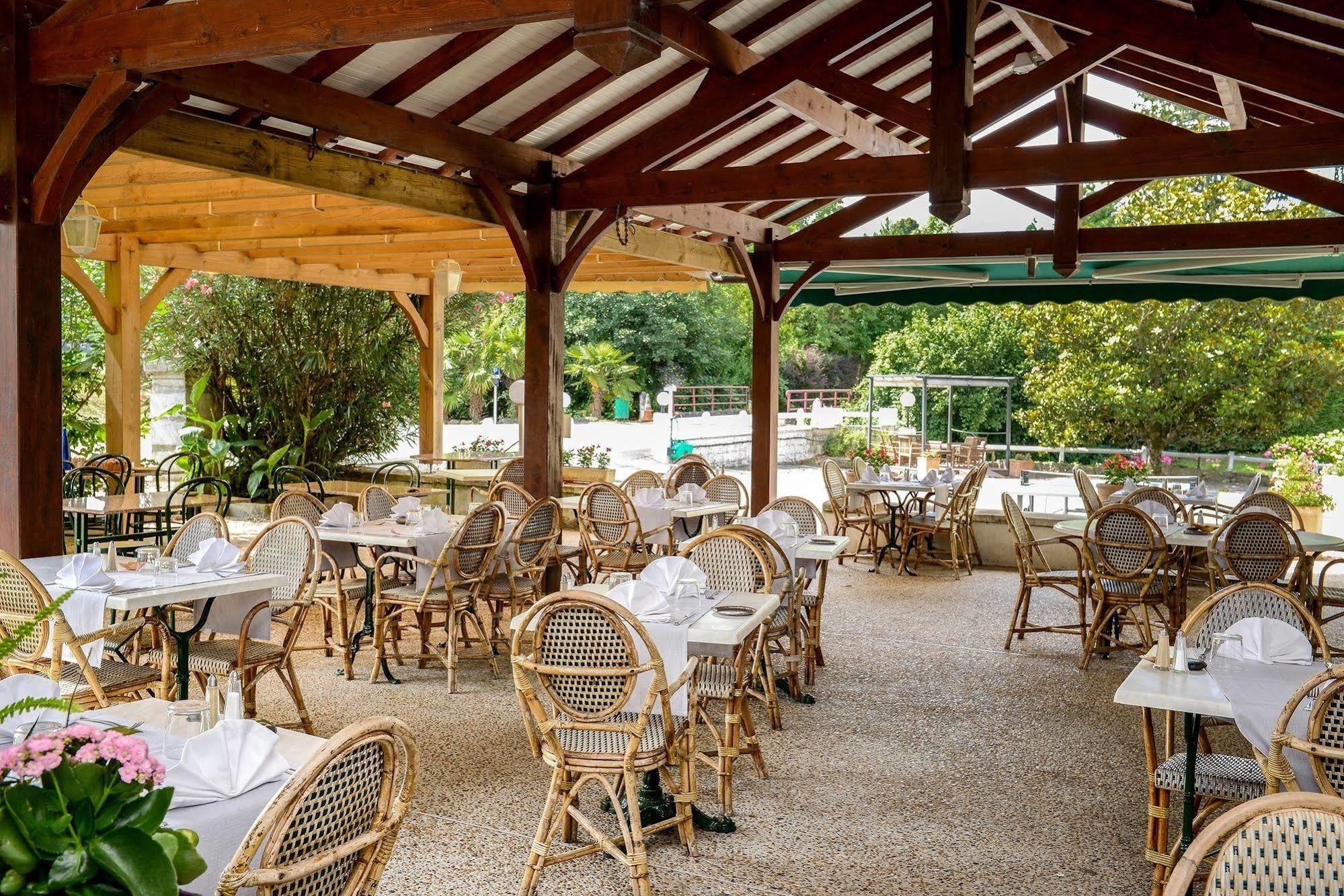 Logis Auberge Du Relais - Hotel & Restaurant Berenx ภายนอก รูปภาพ