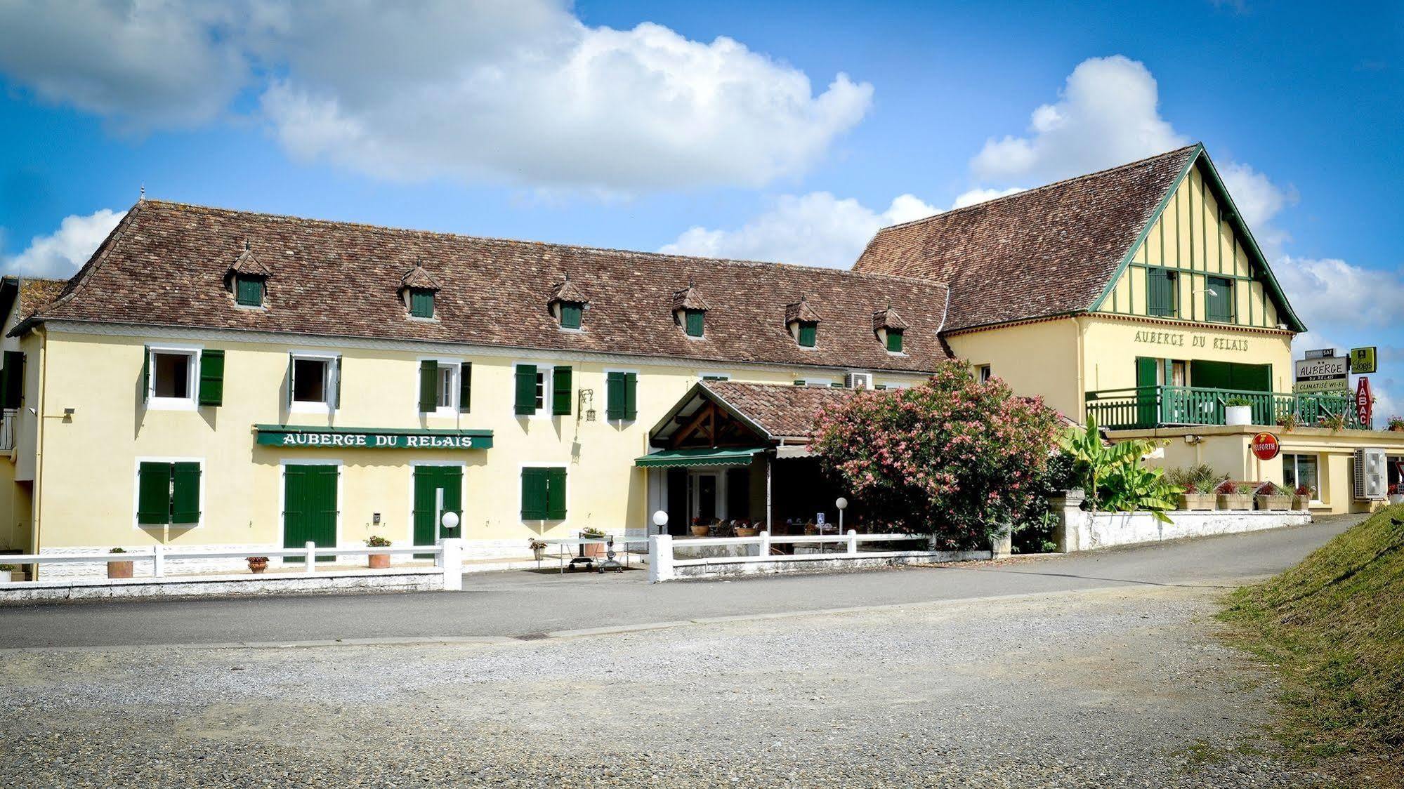 Logis Auberge Du Relais - Hotel & Restaurant Berenx ภายนอก รูปภาพ